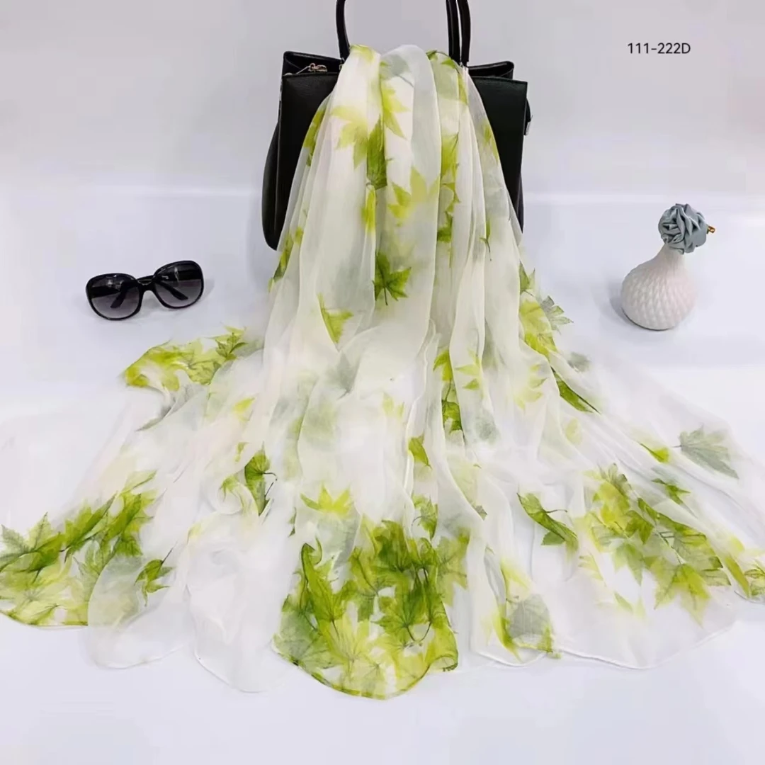 绿色枫叶高端鳄鱼皱长款180*120丝巾