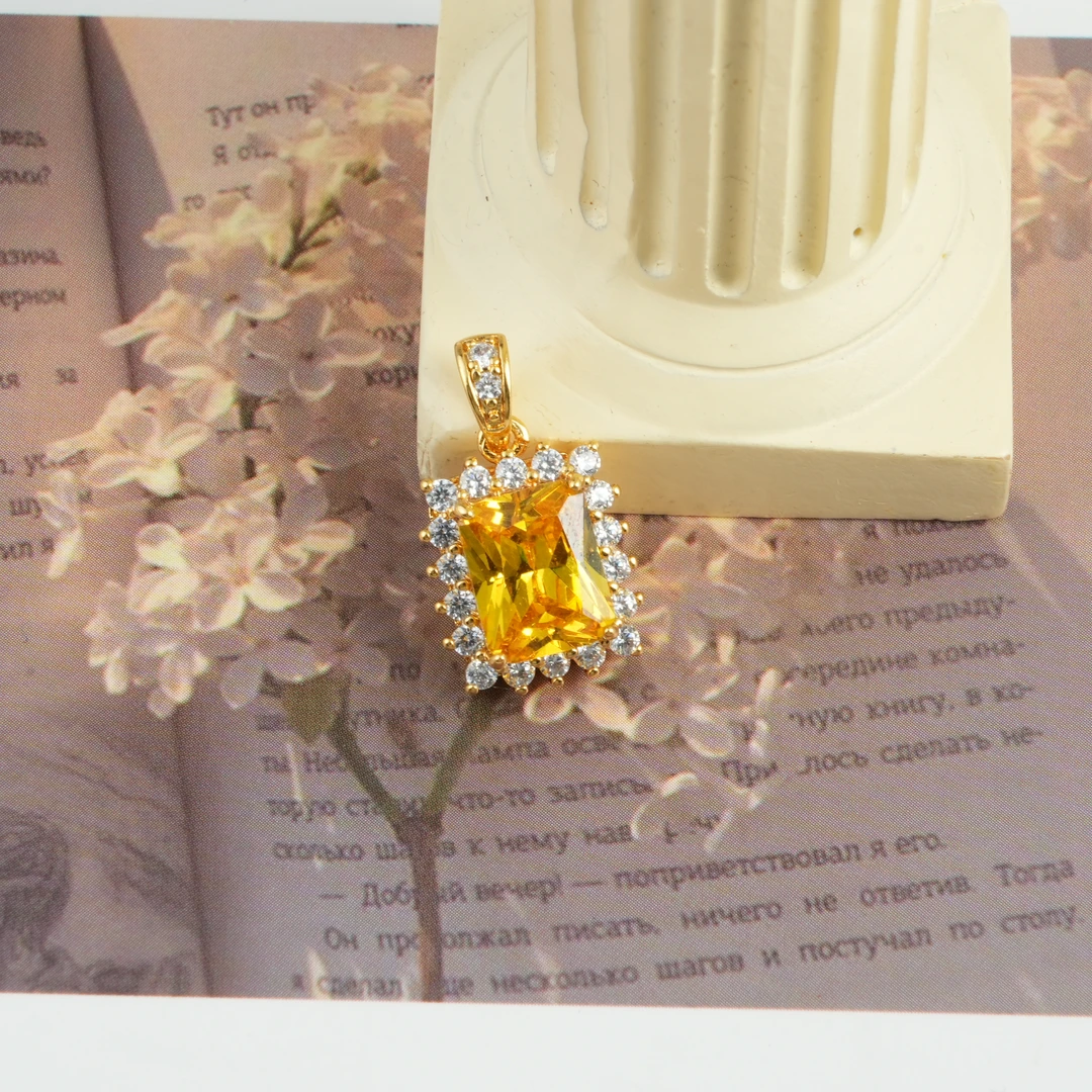 黄钻吊坠方糖款———————D