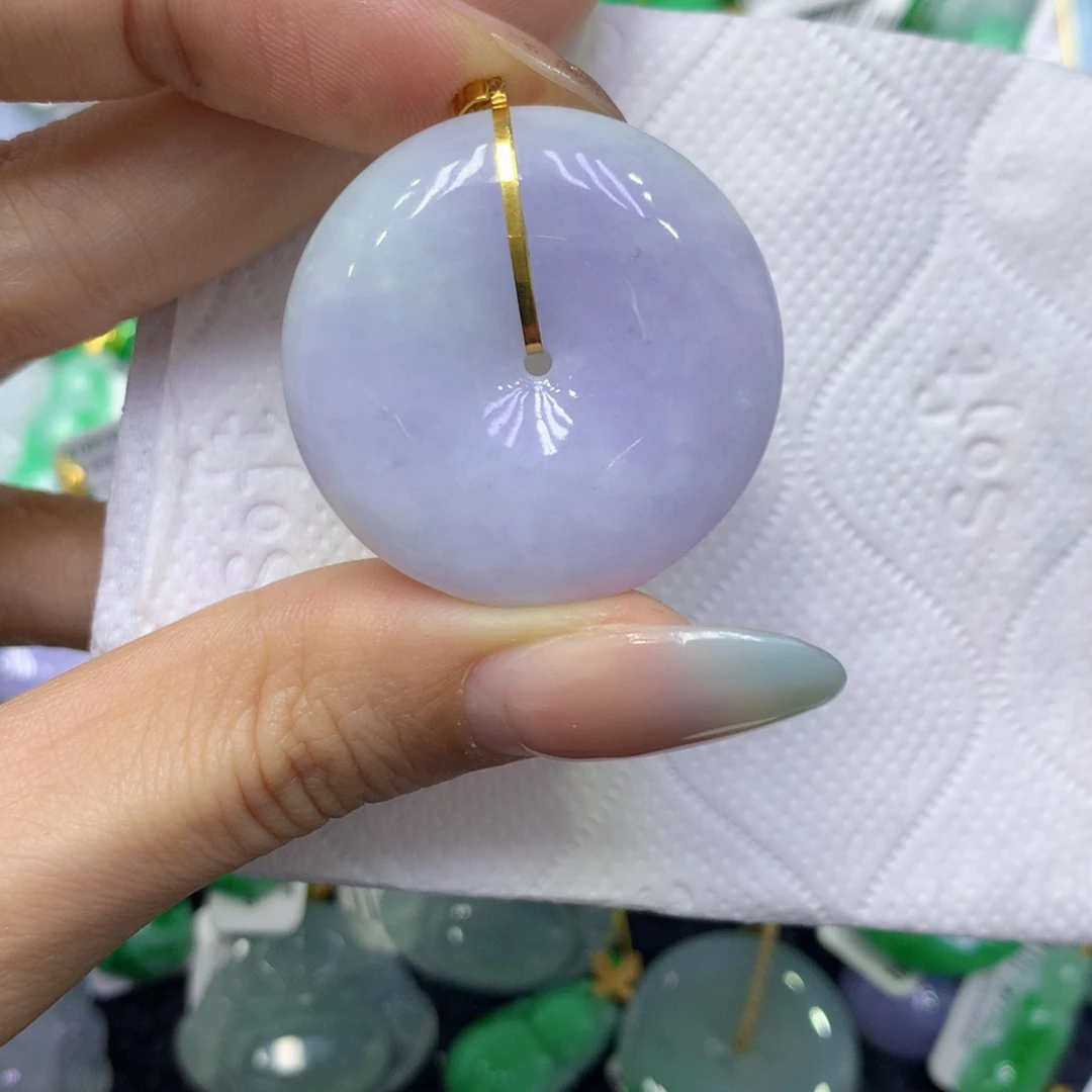 颈饰18K金镶嵌翡翠