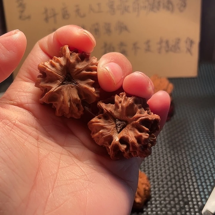 文玩核桃吊坠36mm野生龙门涧三棱
