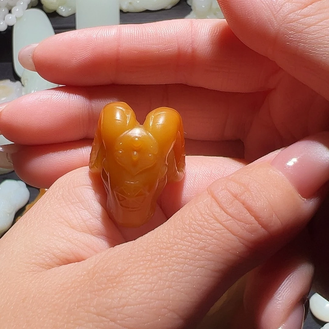 颈饰未镶嵌和田玉清*