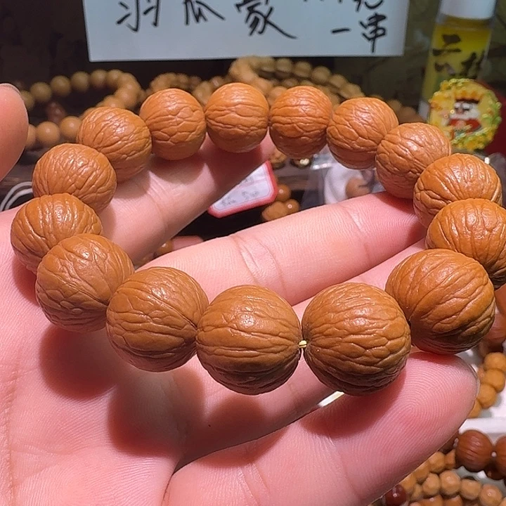 王***强猴头聚宝盆手串串