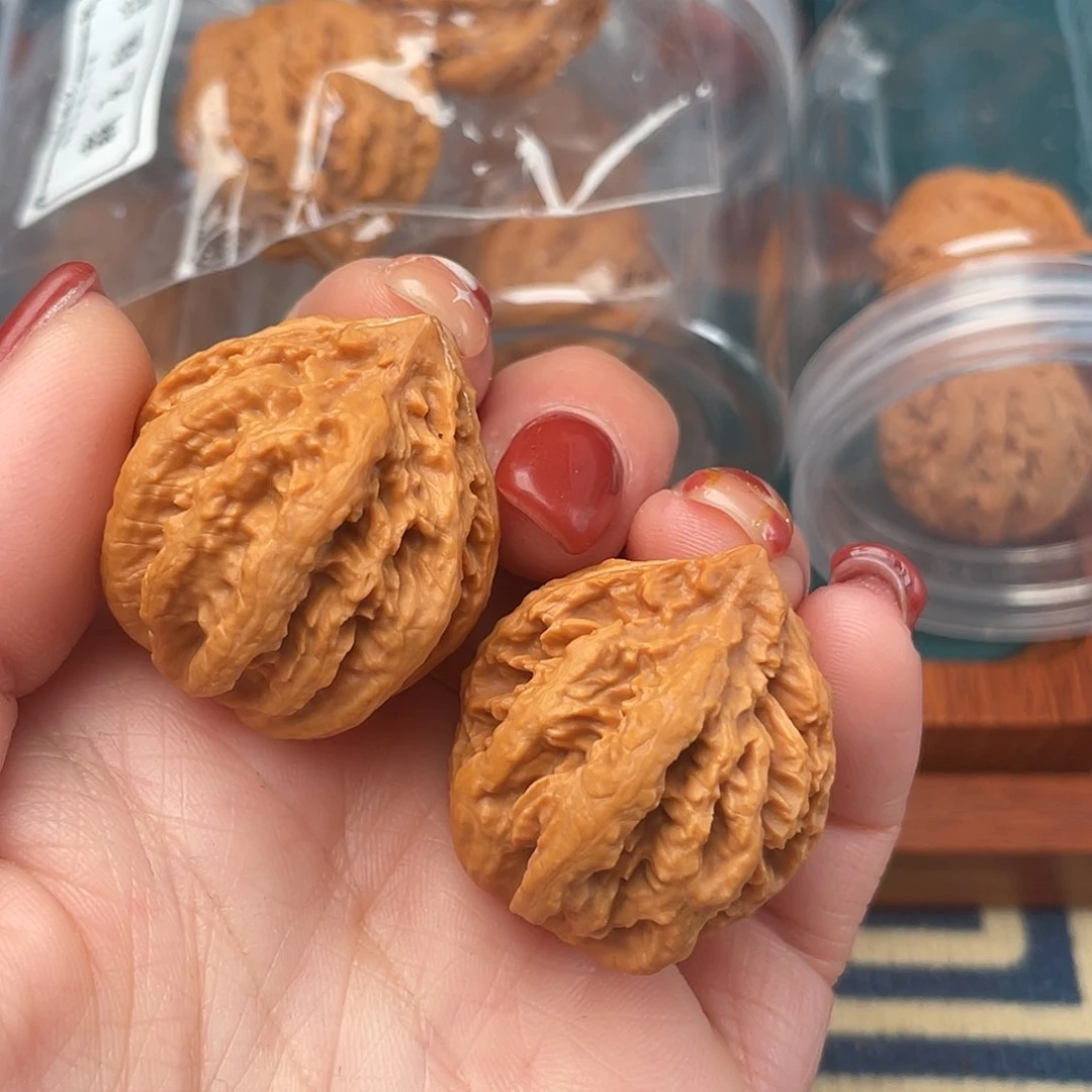 文玩核桃把件霸王粗筋