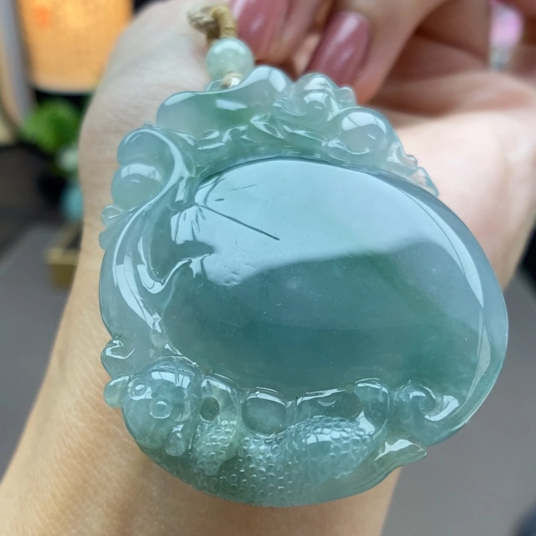 翡翠未镶嵌颈饰吊坠74