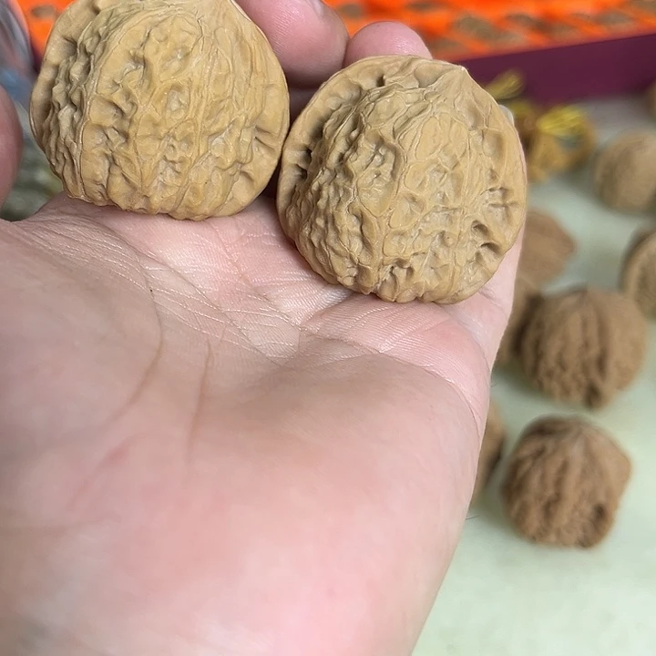 文玩核桃把件40左右南瓜墩配对如图