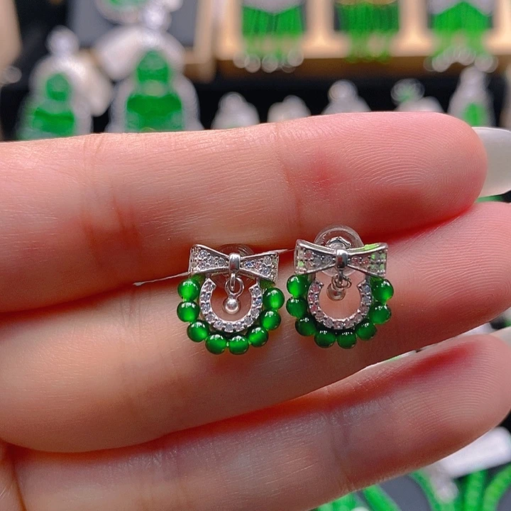 翡翠未镶嵌耳饰24565559