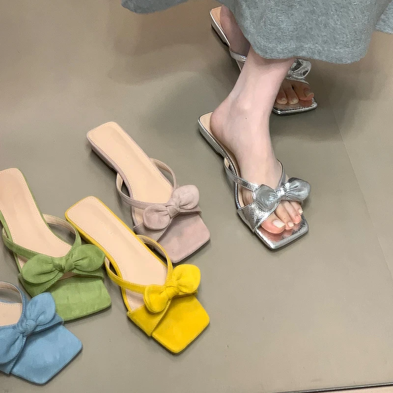 法式晚晚风拖鞋女外穿2025年夏季新款仙女风配裙子蝴蝶结露趾凉拖