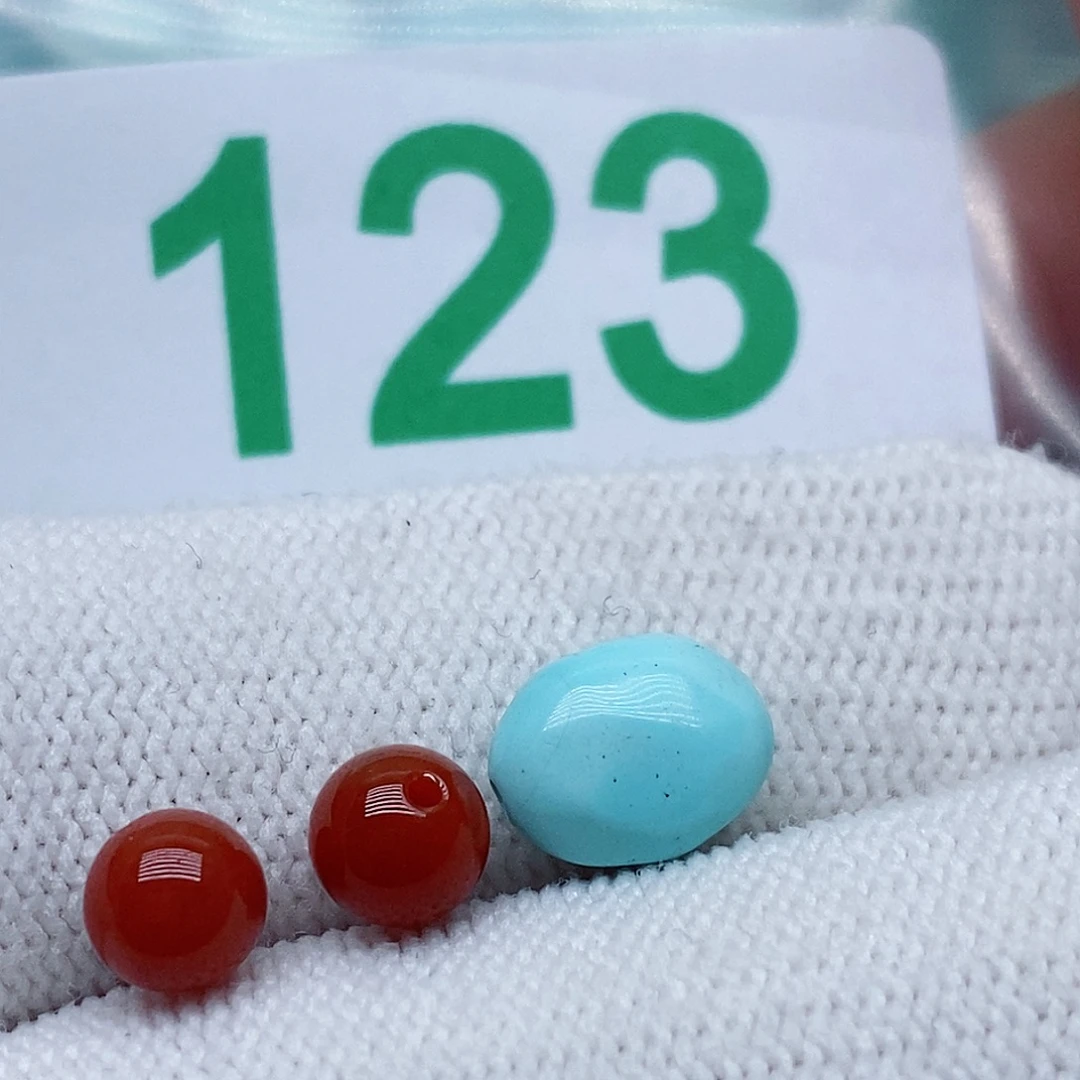 南红玛瑙未镶嵌珠宝奇石