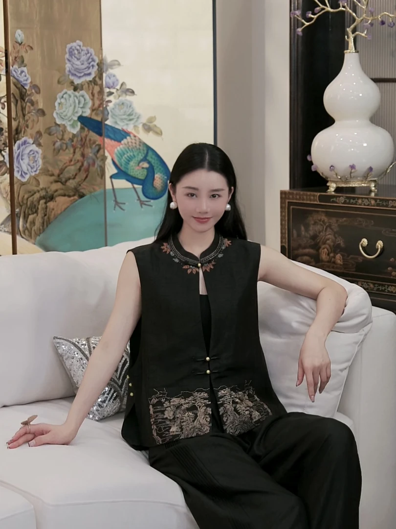 Betty Bairn【匠心/黎夕旧梦】龟裂纹香云纱桑蚕丝马甲25B-BW323