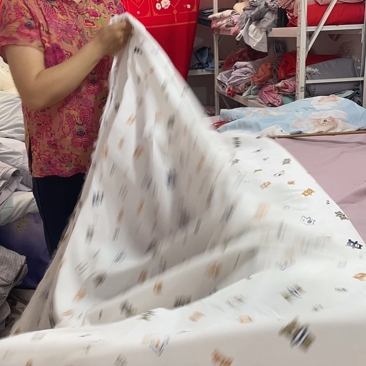 柠***茶包棉花白底小熊4.8米