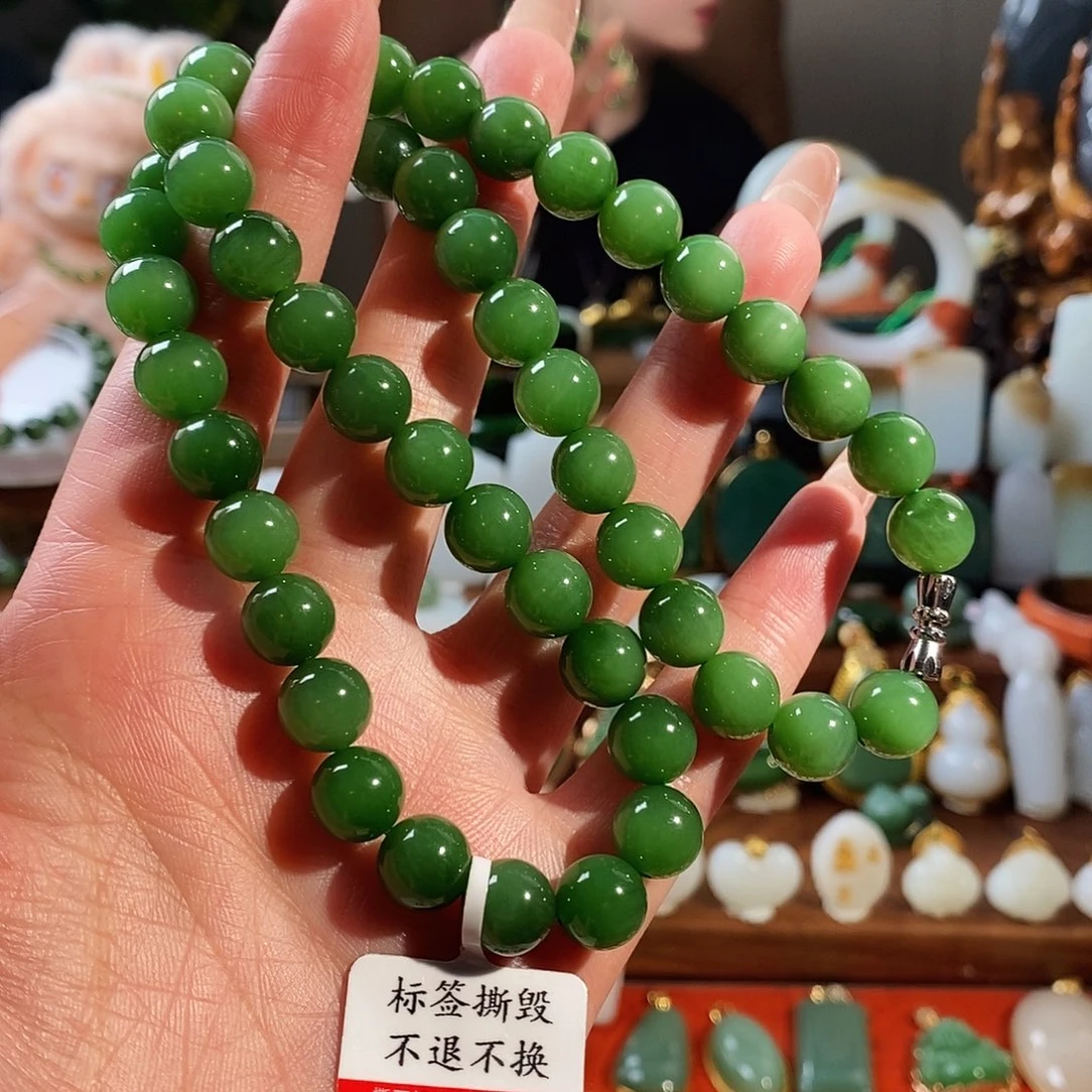 夜***白和田玉未镶嵌颈饰