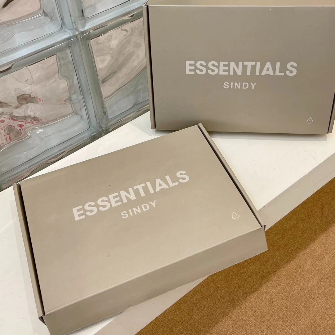 MOVNSENR礼盒装毛巾底休闲字母运动中筒袜（三双装） ES001