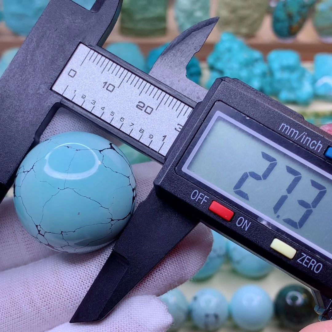 绿松石颈饰未镶嵌