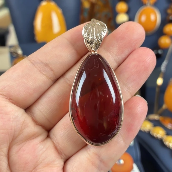 琥珀银S925镀金镶嵌颈饰