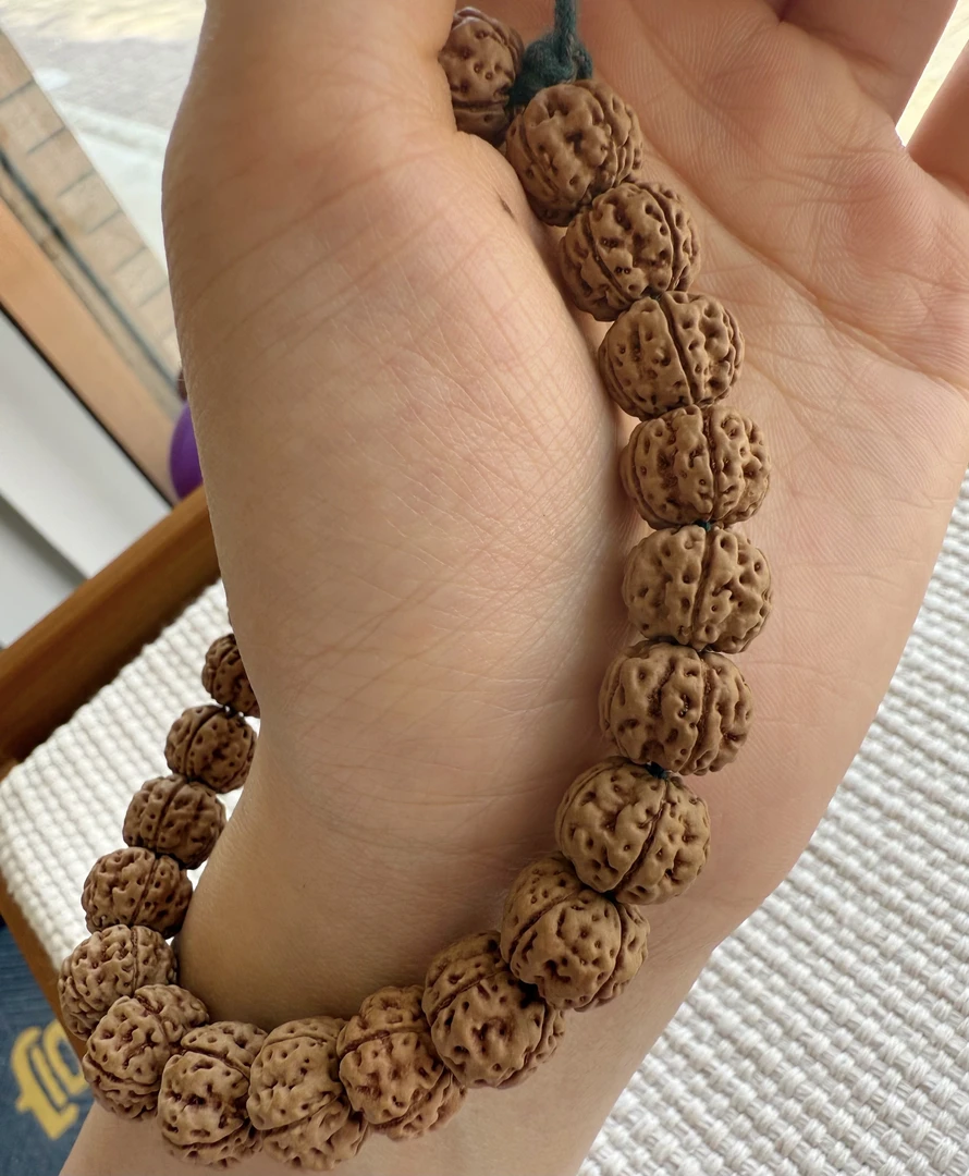 原装凹底梅花小金刚菩提手串