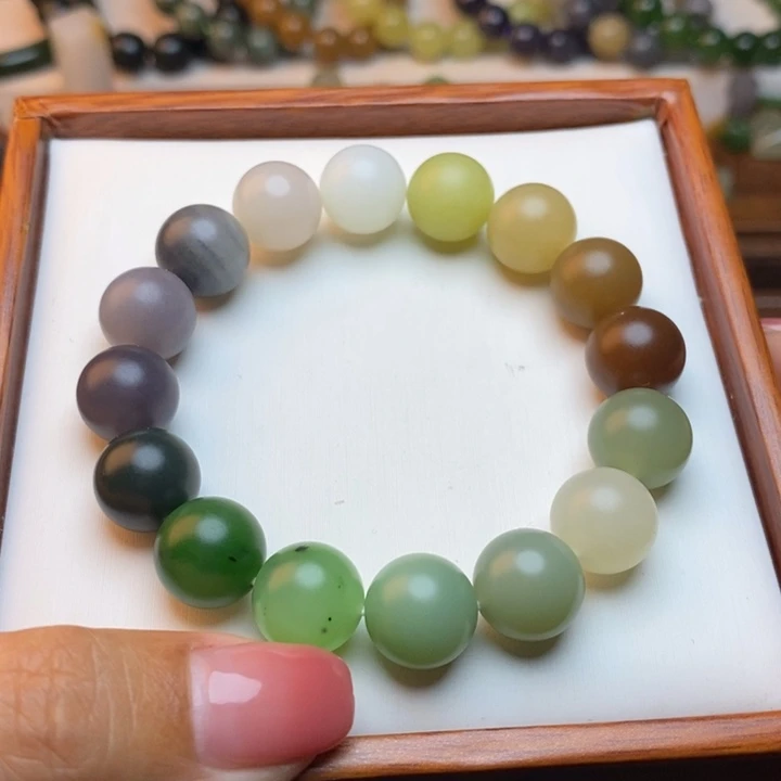 和田玉未镶嵌手链