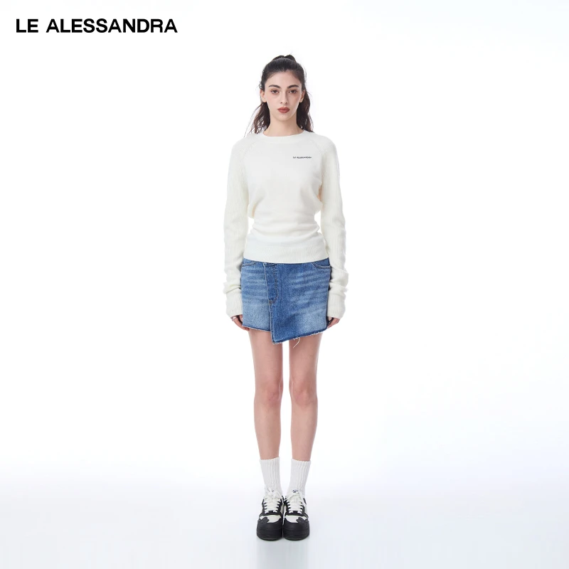 品牌直营 LE ALESSANDRA 圆领收腰刺绣褶皱套头针织衫毛衣打底衫