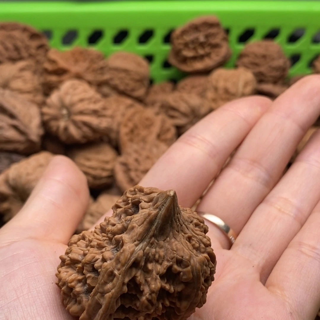 善***慧文玩核桃把件定制商品不退不换