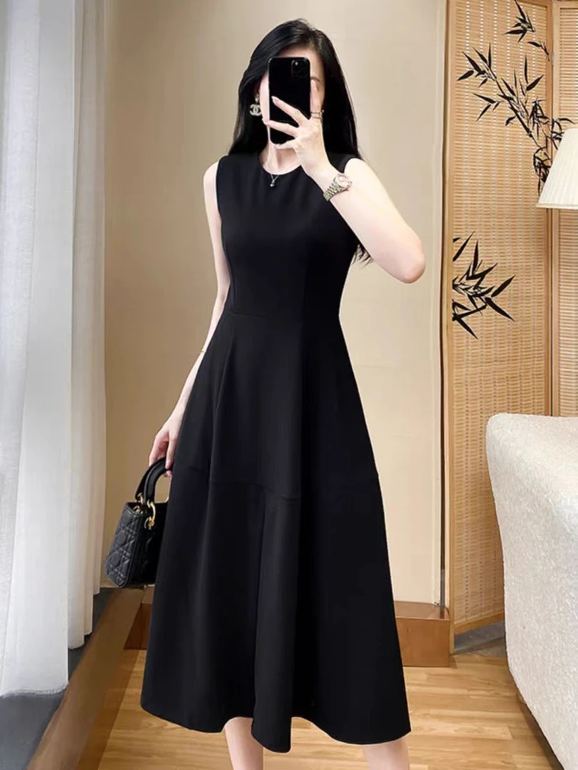 B1-1-1 B1-4-1-6539赫本风气质显瘦黑色背心连衣裙-冯丽丽