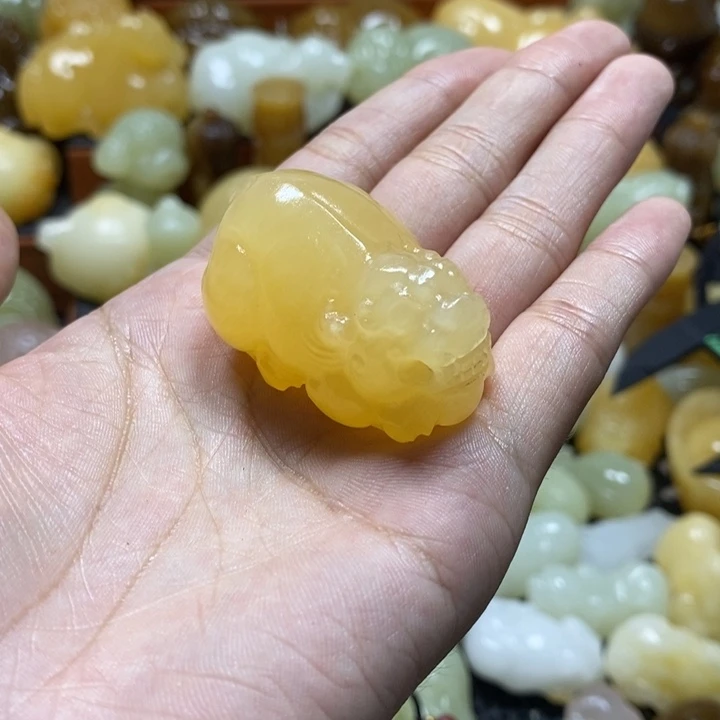 完全开放黄色貔貅
