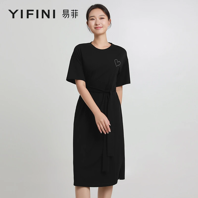 【Yifini】专柜同款夜幕黑腰带收腰设计休闲舒适H型连衣裙B06Y1701