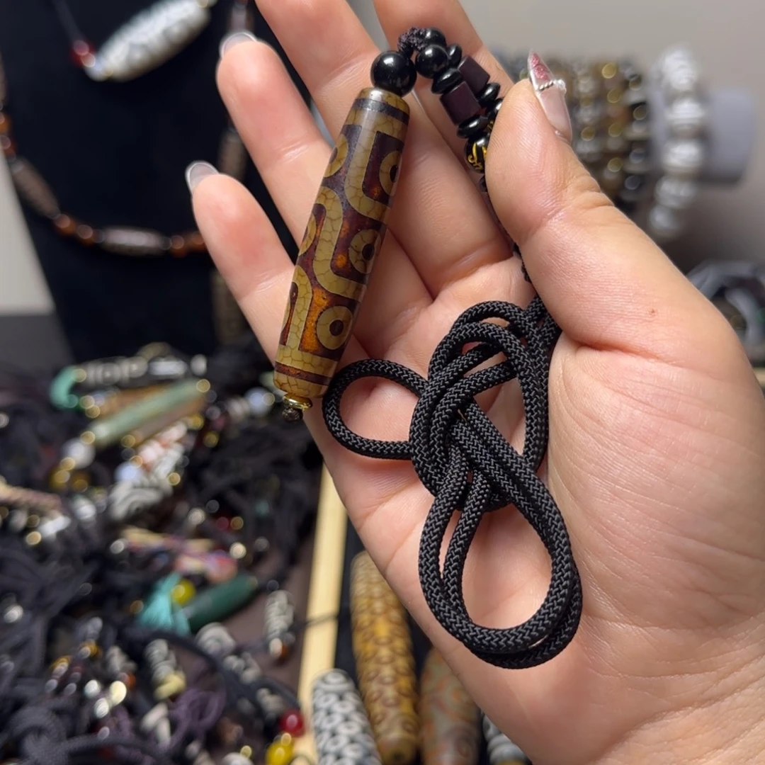 玛瑙/玉髓合金颈饰