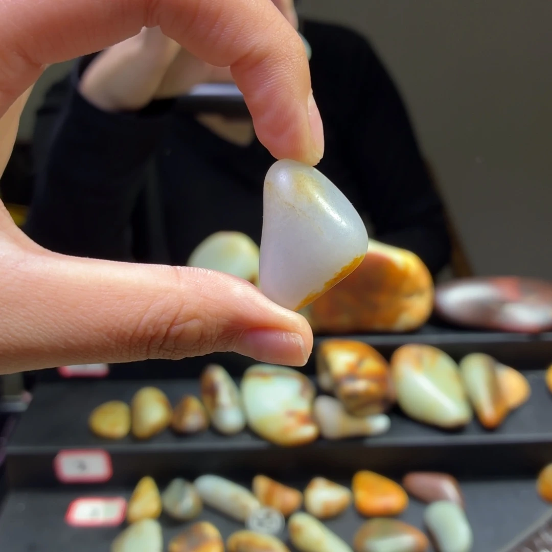 和田玉未镶嵌挂件10.6