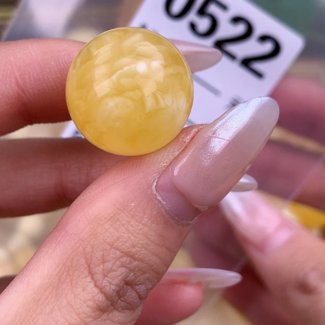 琥珀未镶嵌珠宝奇石18.8