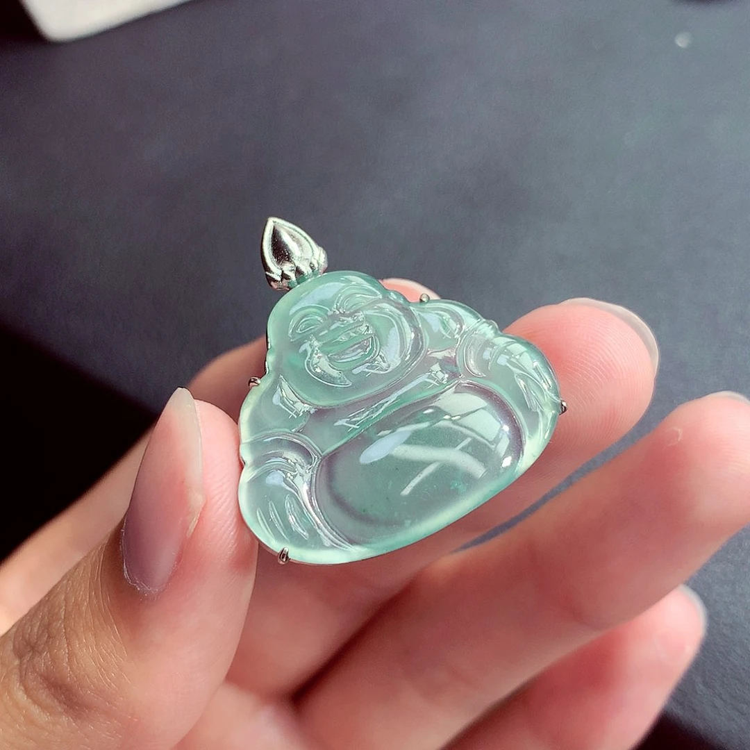 翡翠未镶嵌颈饰挂件