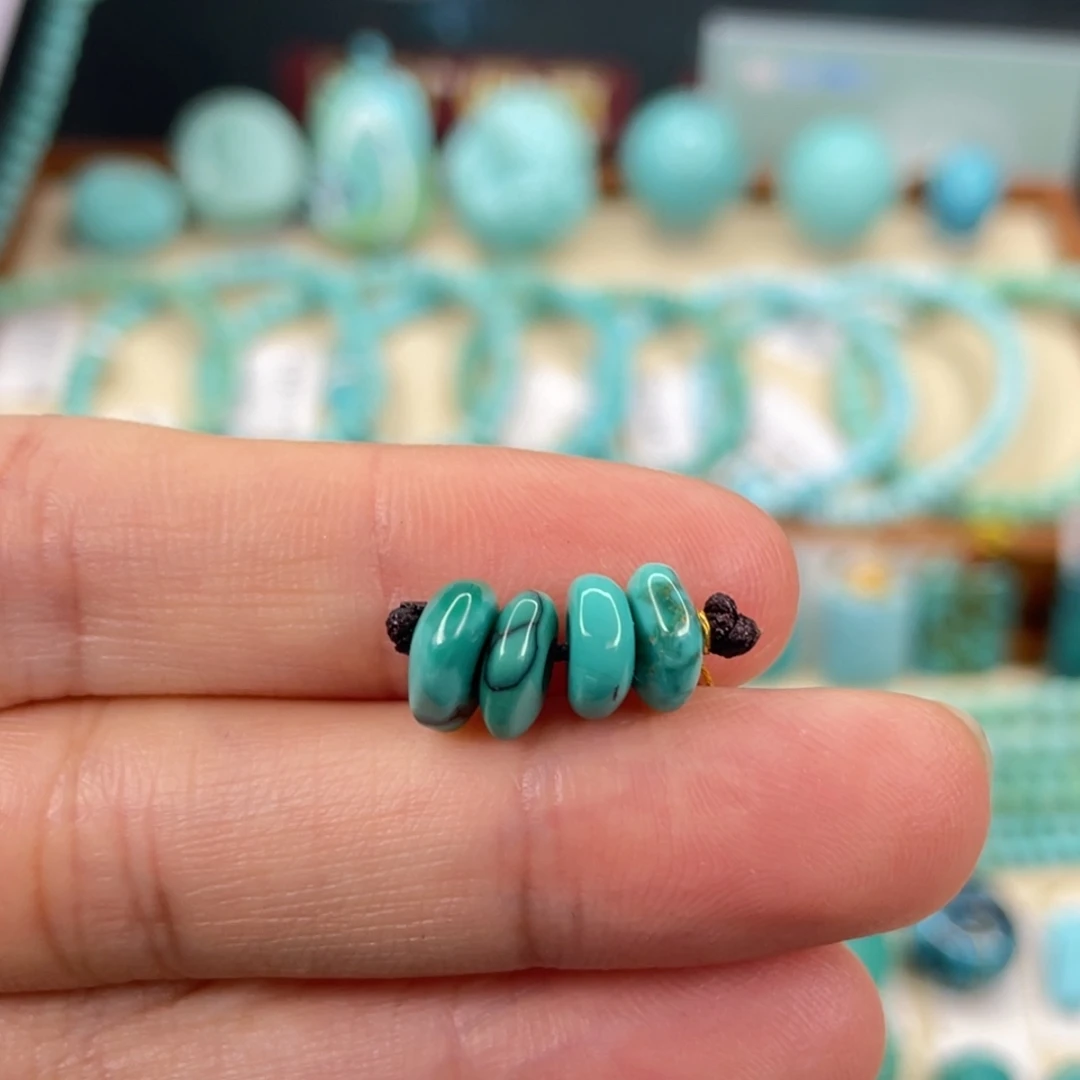 绿松石未镶嵌挂件