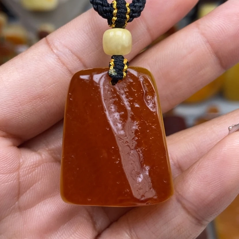 【闪购商品】琥珀颈饰未镶嵌