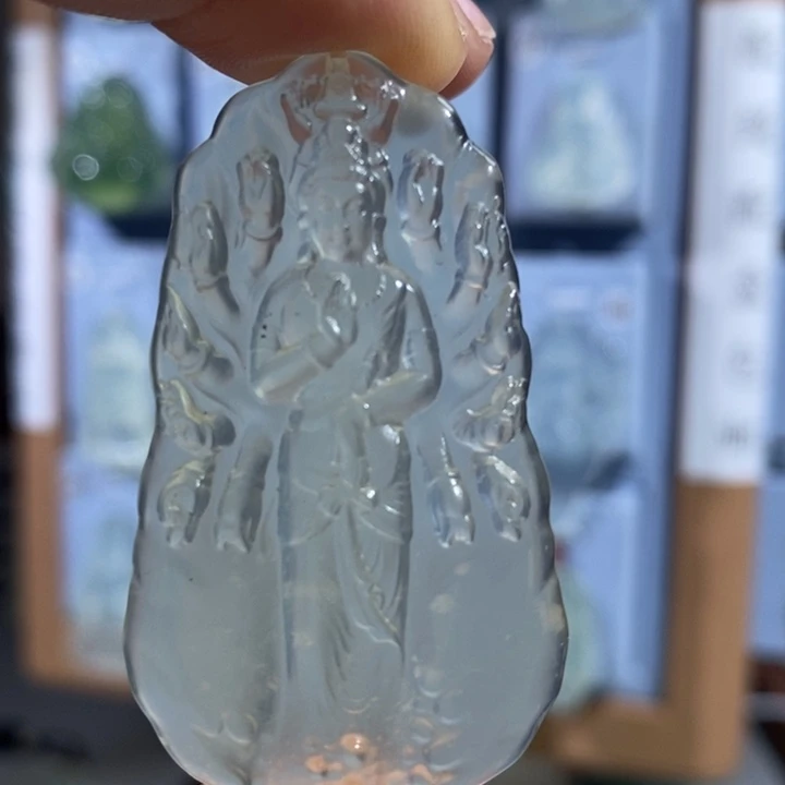 岫玉未镶嵌颈饰吊坠