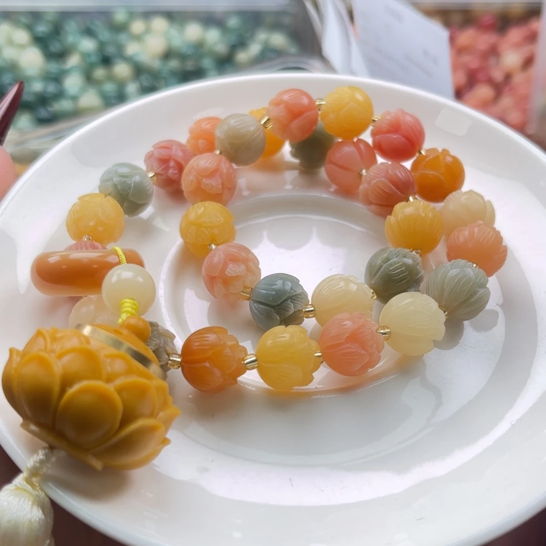 白玉菩提吊坠q12-13mm22颗。有钱花