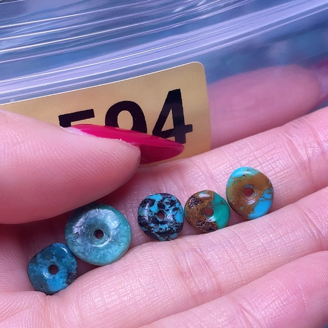 十堰原生态绿石头特色手工配饰