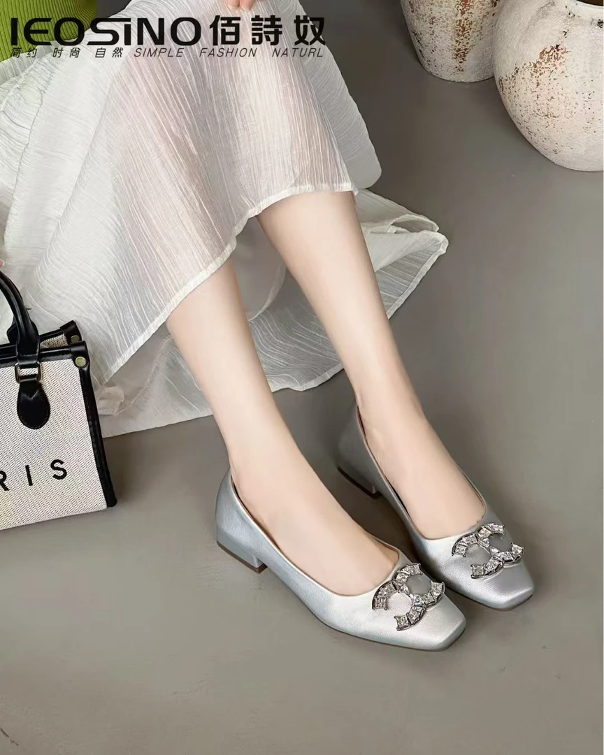 366523852佰诗奴女鞋2025新款时尚百搭舒适休闲鞋女平底单鞋