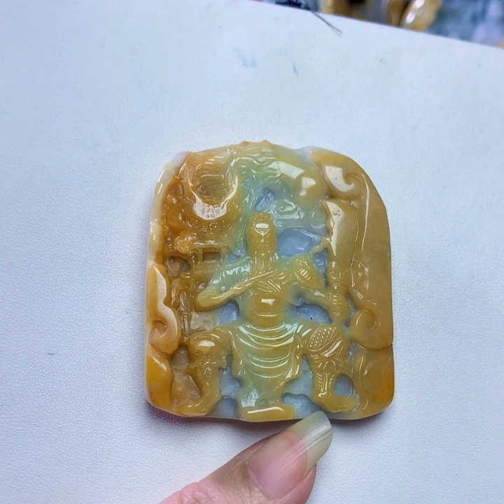 颈饰未镶嵌翡翠关公