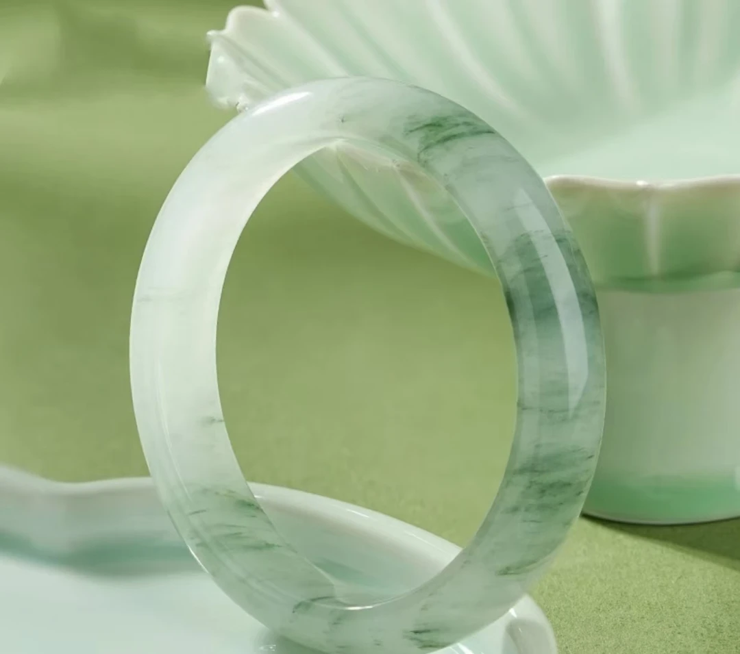 石英质玉天山翠手镯多样性发货编号：27