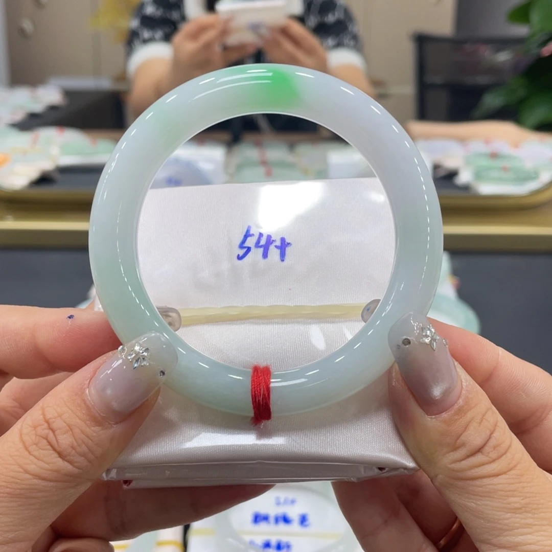 未镶嵌手镯翡翠翡翠