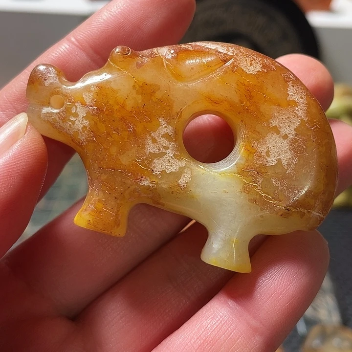 蛇纹石玉未镶嵌挂件