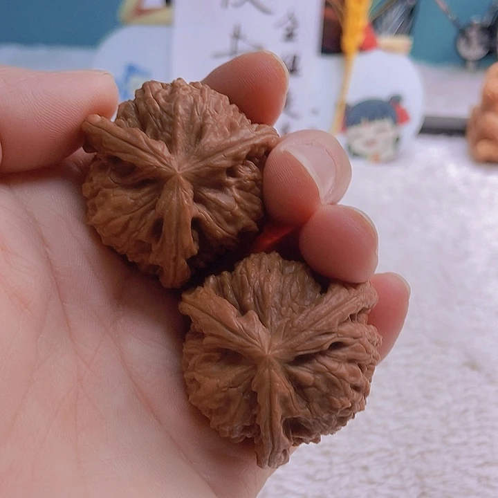 吊坠文玩核桃?*雨三棱