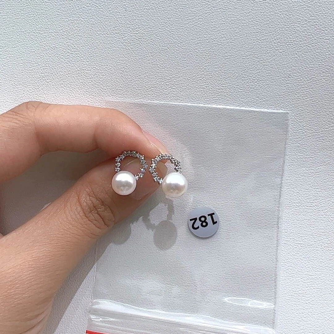 银S925镶嵌淡水珍珠耳饰