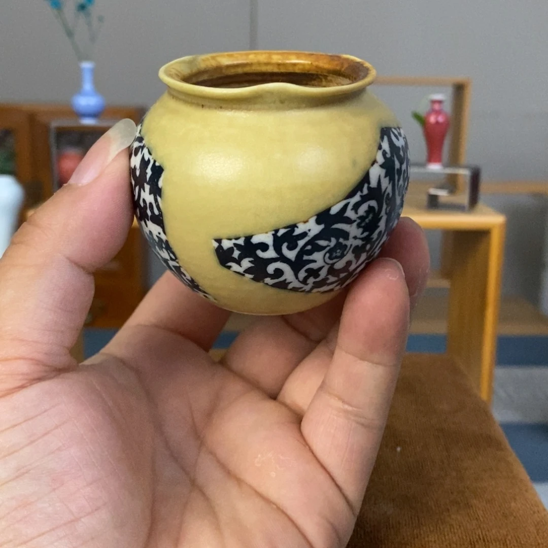 摆件景德镇瓷器精品陈列中
