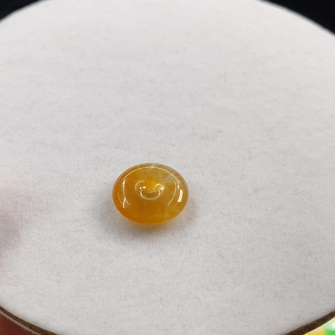 颈饰未镶嵌翡翠橘色平安扣