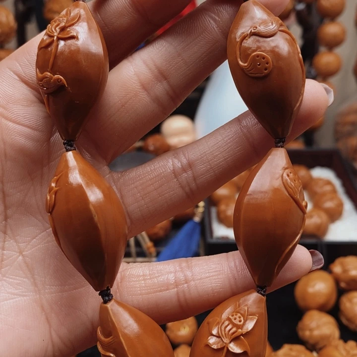 橄榄核手串/手链荷花运1.8