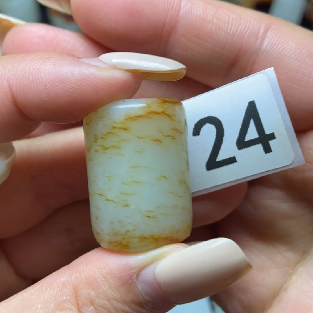 未镶嵌和田玉挂件