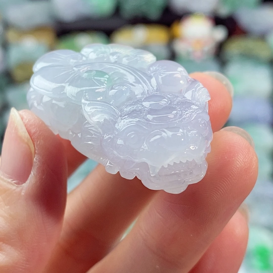 颈饰未镶嵌翡翠天然