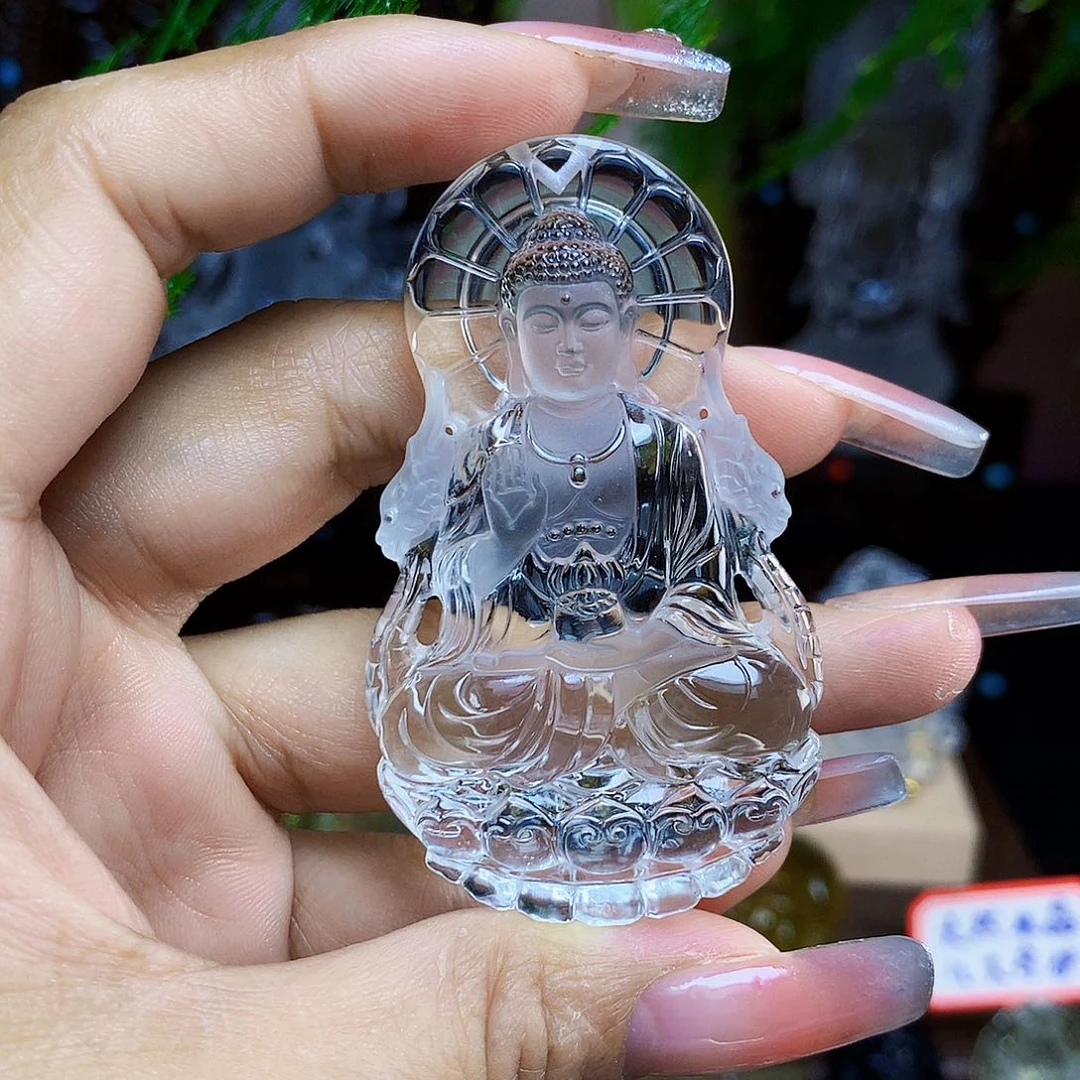 未镶嵌颈饰水晶藏*，