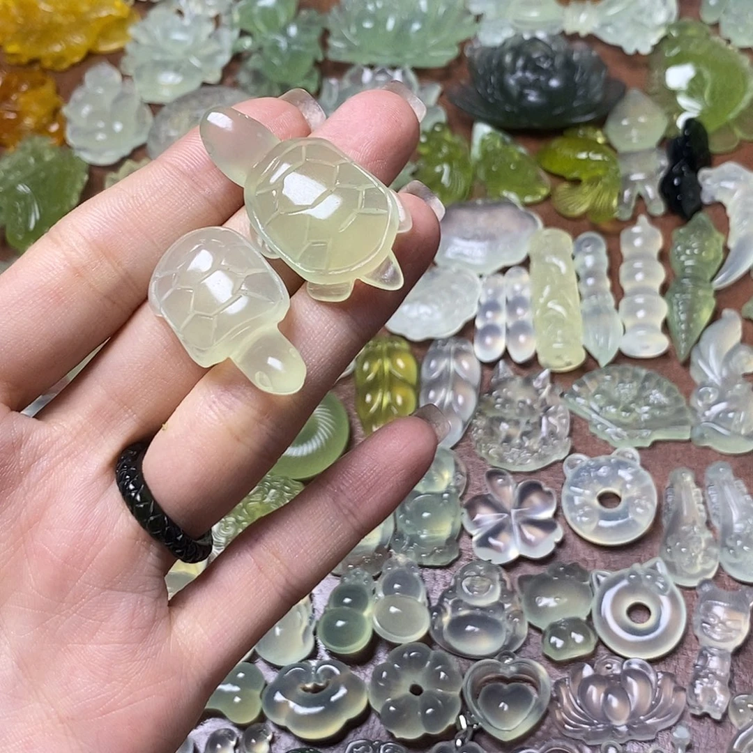 蛇纹石玉未镶嵌项链