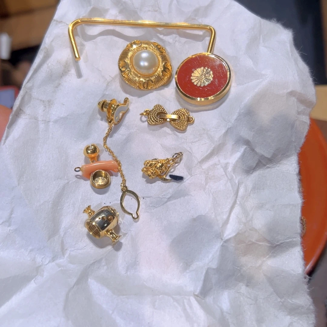 瓷器周边默认瑕疵1