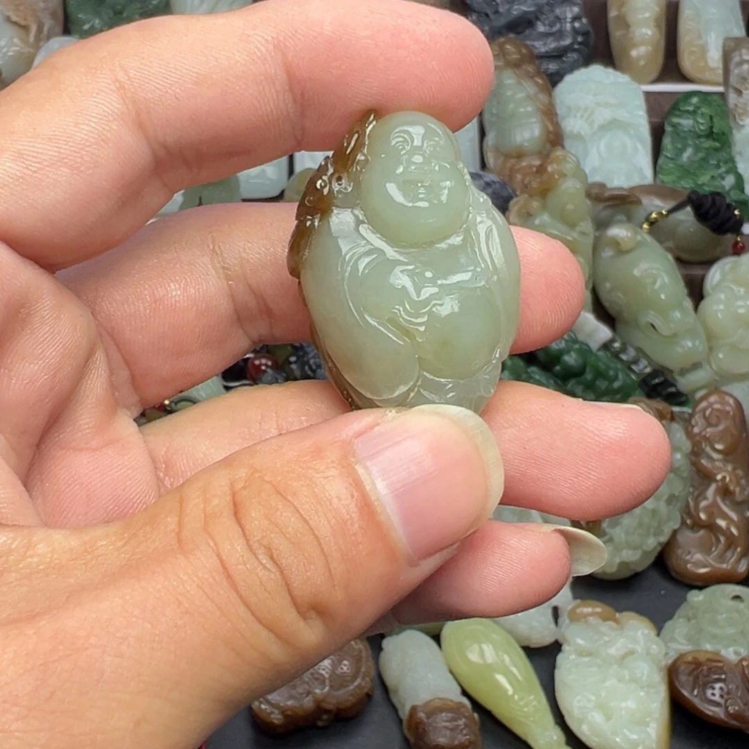 和田玉未镶嵌挂件